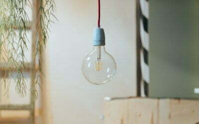How Light Changes Colors Part One: Light Bulbs